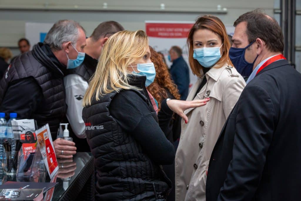 Photo de reportage événementiel d'une rencontre de réseau d'entreprise
