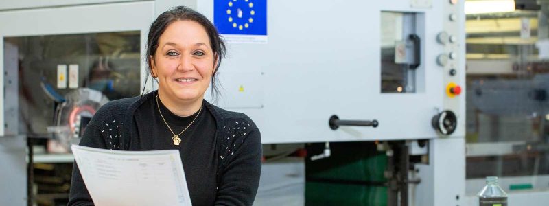 Portrait corporate en situation dans une imprimerie