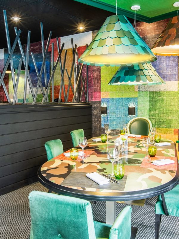 Photo d'architecture d'interrieur dans le restaurant d'un hotel, photo prise par un Photographe architecture