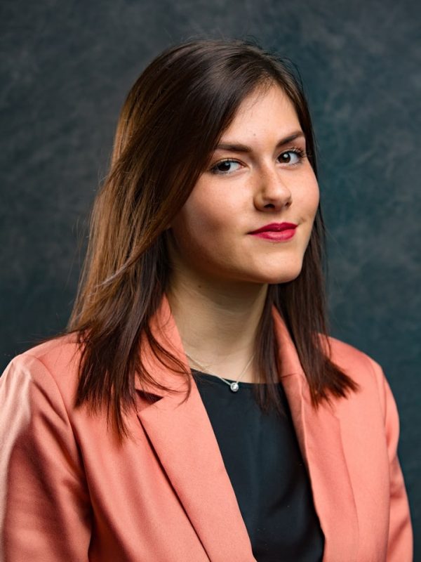 Portrait corporate de femme