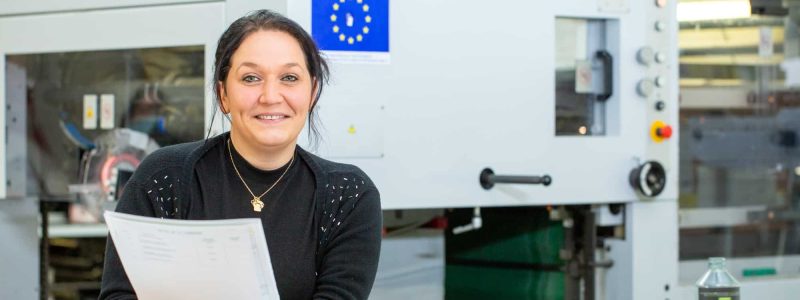 Portrait-femme-imprimerie-industrie-small-DHPHOTO.fr-001